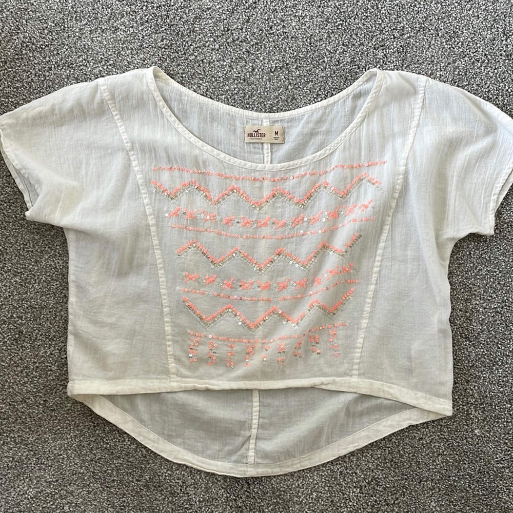 Hollister crop top with pink and gold sequin decor